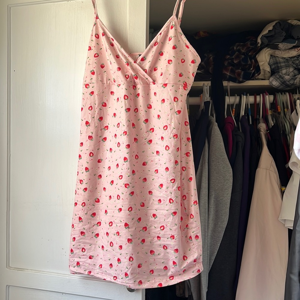 ‼️3 for 13‼️Strawberry dress